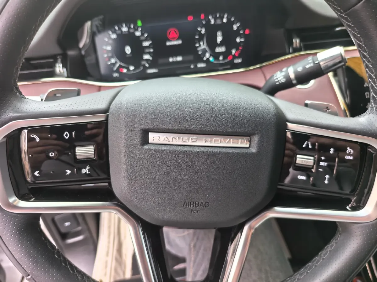 2022 Land Rover Range Rover Evoque 2.0T 249HP L4 9AT,autocango,china used car exporter,china ev exporter,chinese used car exporter,chinese used ev exporter