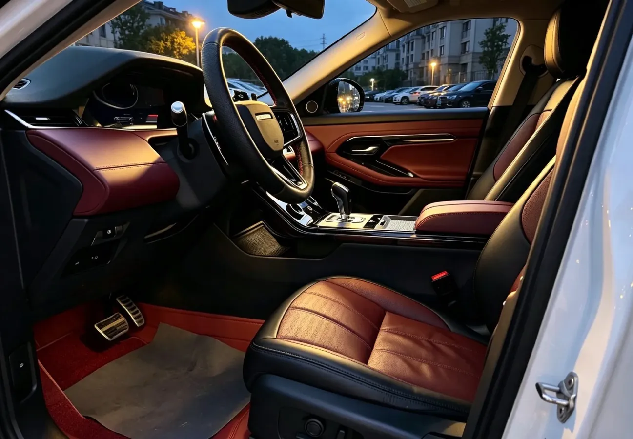 2022 Land Rover Range Rover Evoque 2.0T 249HP L4 9AT,autocango,china used car exporter,china ev exporter,chinese used car exporter,chinese used ev exporter