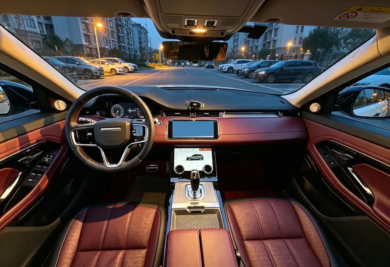 2022 Land Rover Range Rover Evoque 2.0T 249HP L4 9AT,autocango,china used car exporter,china ev exporter,chinese used car exporter,chinese used ev exporter