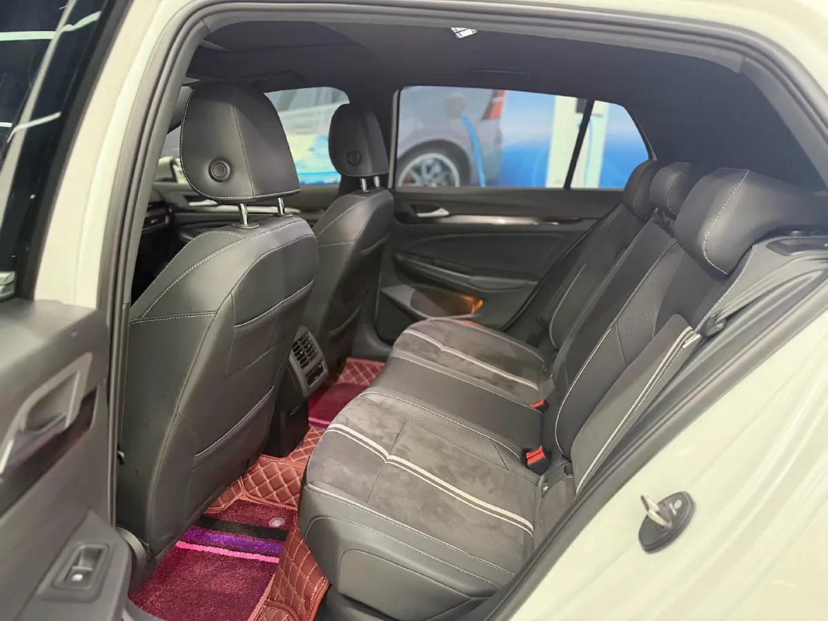 2023 Volkswagen Golf 1.4T 150HP L4 7DCT,autocango,china used car exporter,china ev exporter,chinese used car exporter,chinese used ev exporter