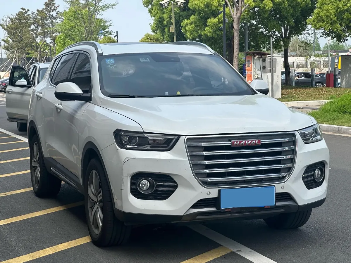 2018 Haval H6 1.5T 169HP L4 7DCT,autocango,china used car exporter,china ev exporter,chinese used car exporter,chinese used ev exporter