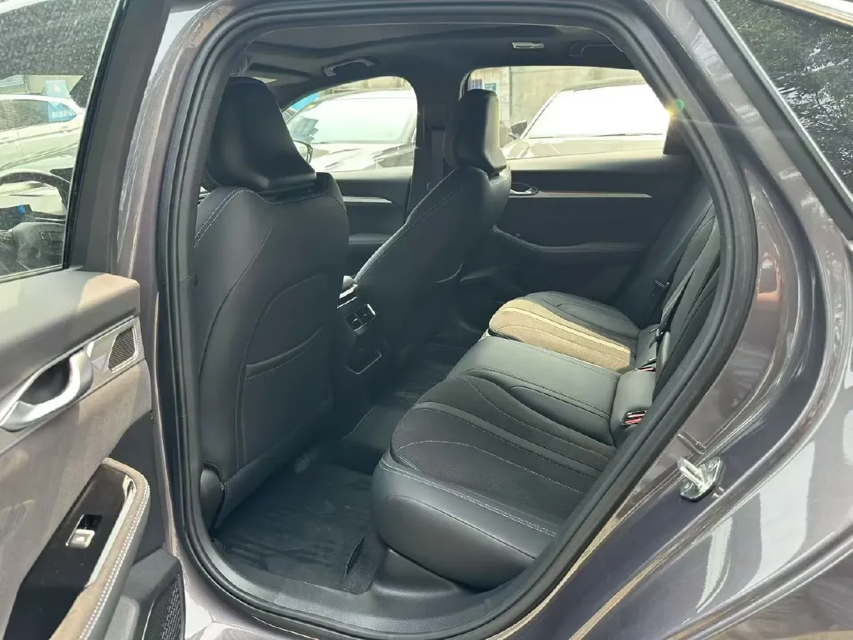 2025 Geely Preface 2.0T 238HP L4 8AT,autocango,china used car exporter,china ev exporter,chinese used car exporter,chinese used ev exporter