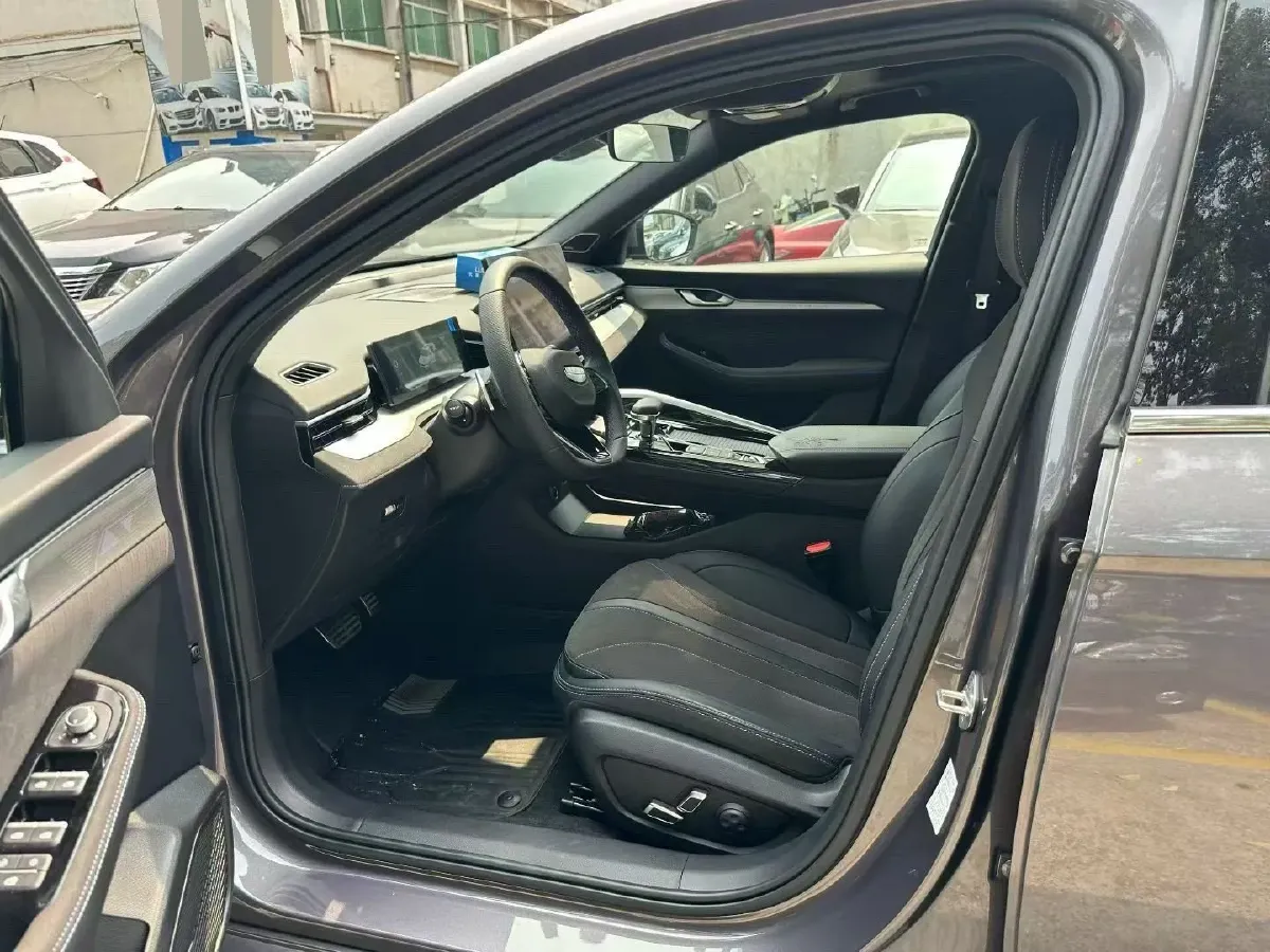 2025 Geely Preface 2.0T 238HP L4 8AT,autocango,china used car exporter,china ev exporter,chinese used car exporter,chinese used ev exporter