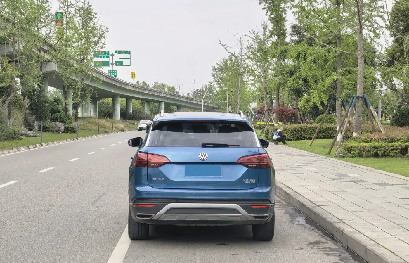 2019 Jeep Cherokee 2.0T 234HP L4 9AT,autocango,china used car exporter,china ev exporter,chinese used car exporter,chinese used ev exporter