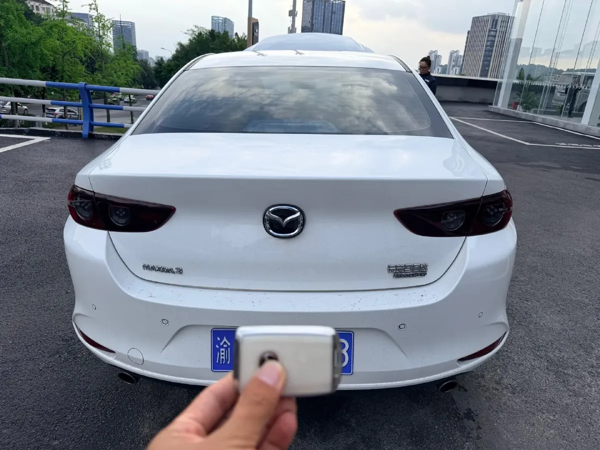 2022 Mazda 3 Axela 2.0L 158HP L4 6AT,autocango,china used car exporter,china ev exporter,chinese used car exporter,chinese used ev exporter