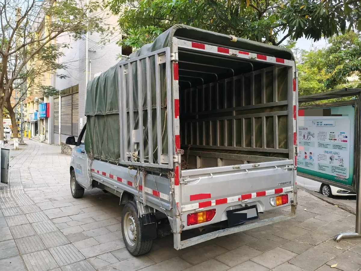 2023 WuLing RongGuang New Truck 2.0L 136HP L4 5MT,autocango,china used car exporter,china ev exporter,chinese used car exporter,chinese used ev exporter