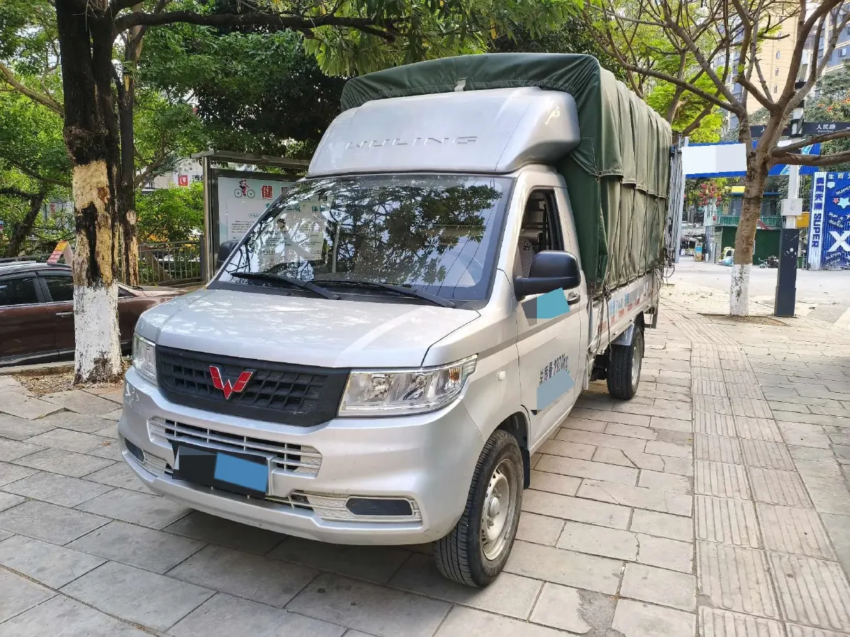 2023 WuLing RongGuang New Truck 2.0L 136HP L4 5MT,autocango,china used car exporter,china ev exporter,chinese used car exporter,chinese used ev exporter