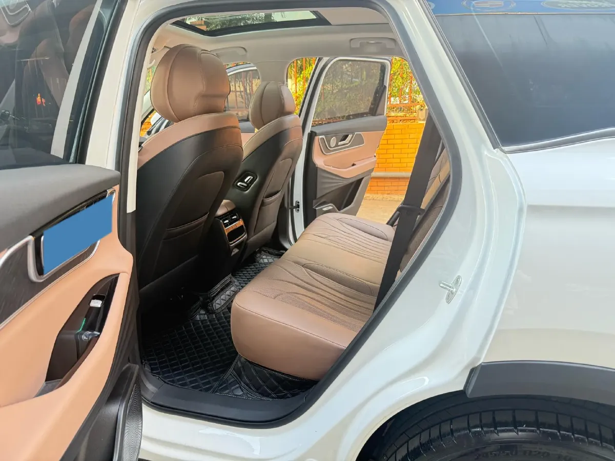 2024 Chery Tiggo8L 2.0T 254HP L4 8AT,autocango,china used car exporter,china ev exporter,chinese used car exporter,chinese used ev exporter