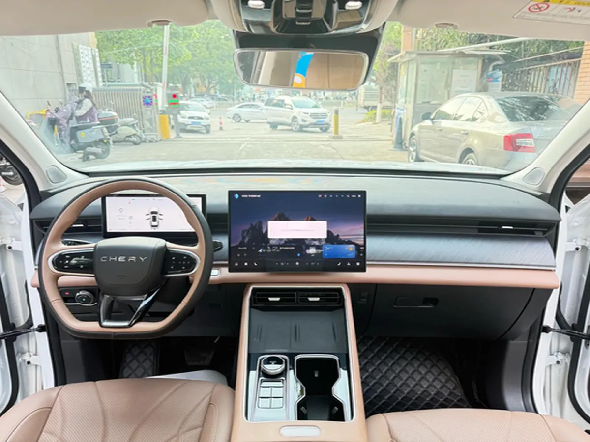 2024 Chery Tiggo8L 2.0T 254HP L4 8AT,autocango,china used car exporter,china ev exporter,chinese used car exporter,chinese used ev exporter