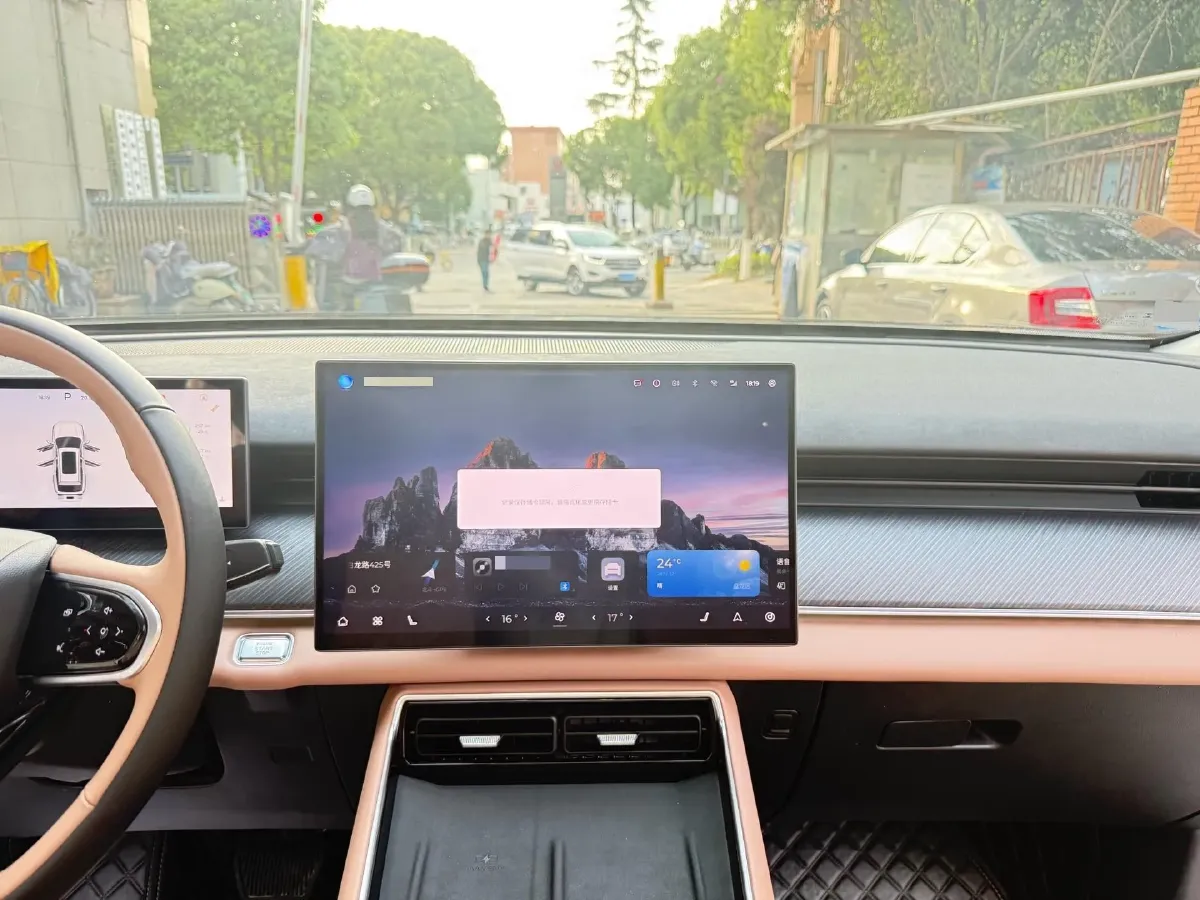 2024 Chery Tiggo8L 2.0T 254HP L4 8AT,autocango,china used car exporter,china ev exporter,chinese used car exporter,chinese used ev exporter