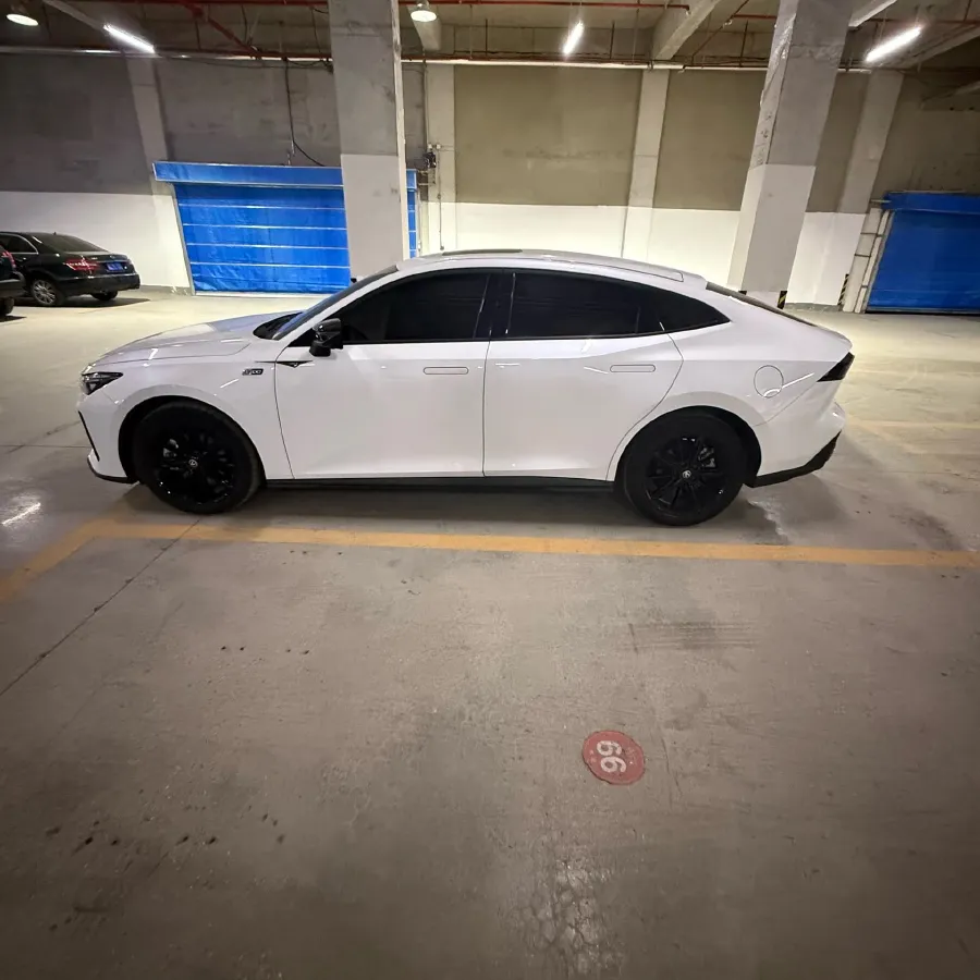 2023 ChangAn UNI-V iDD 1.5T 170HP L4 6TCT PHEV 18.4KWH,autocango,china used car exporter,china ev exporter,chinese used car exporter,chinese used ev exporter