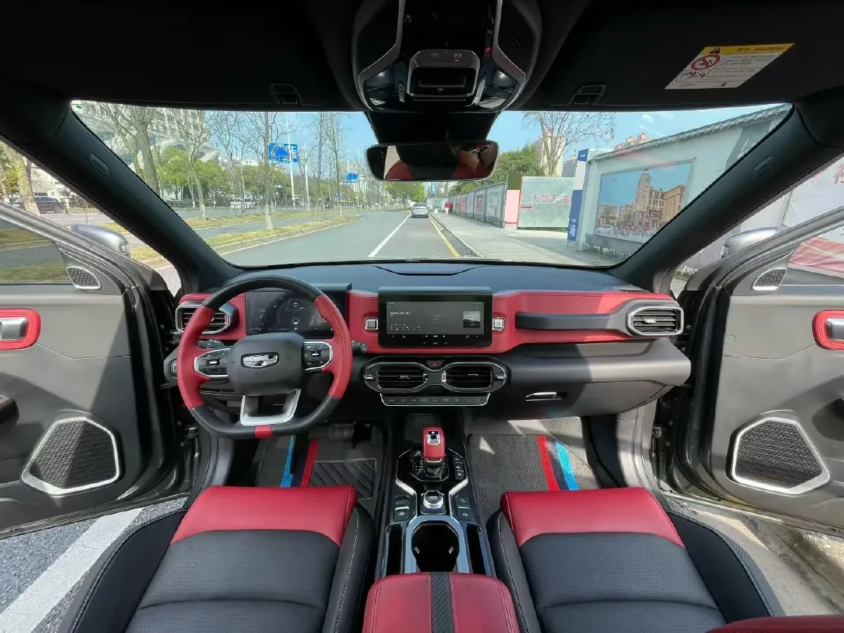 2020 Geely ICON 1.5T 177HP L3 7DCT,autocango,china used car exporter,china ev exporter,chinese used car exporter,chinese used ev exporter