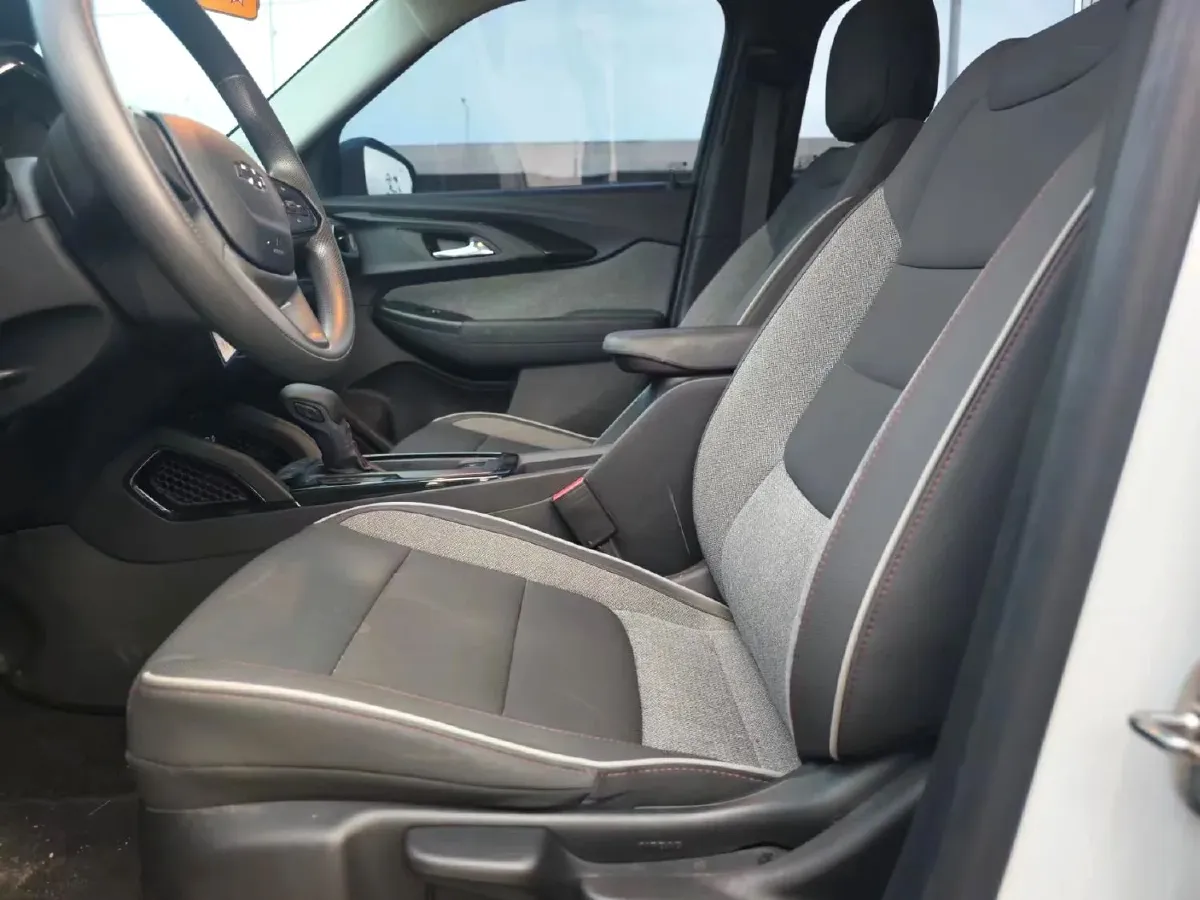 2019 Chevrolet Trailblazer 1.3T 165HP L3 CVT,autocango,china used car exporter,china ev exporter,chinese used car exporter,chinese used ev exporter