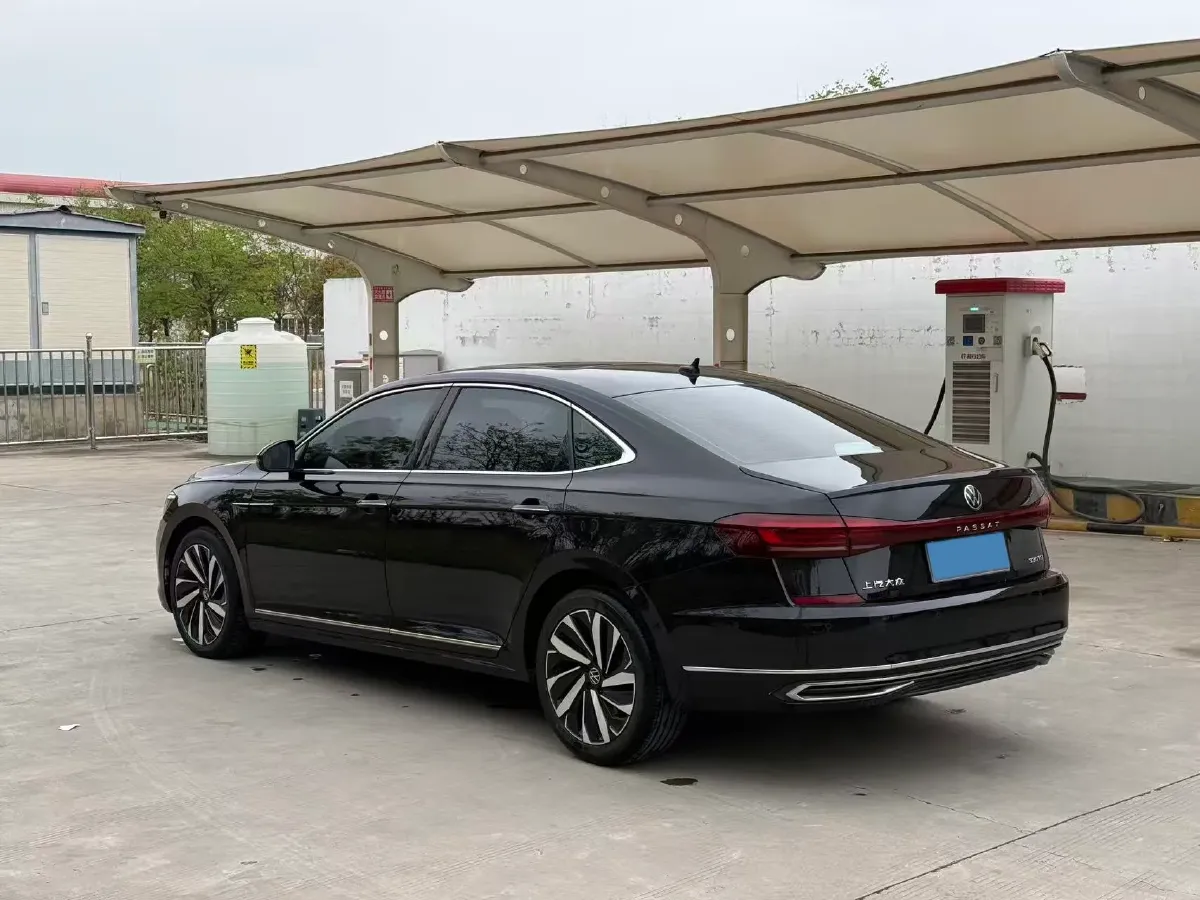 2023 Volkswagen Passat 2.0T 186HP L4 7DCT,autocango,china used car exporter,china ev exporter,chinese used car exporter,chinese used ev exporter