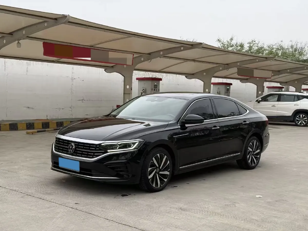 2023 Volkswagen Passat 2.0T 186HP L4 7DCT,autocango,china used car exporter,china ev exporter,chinese used car exporter,chinese used ev exporter