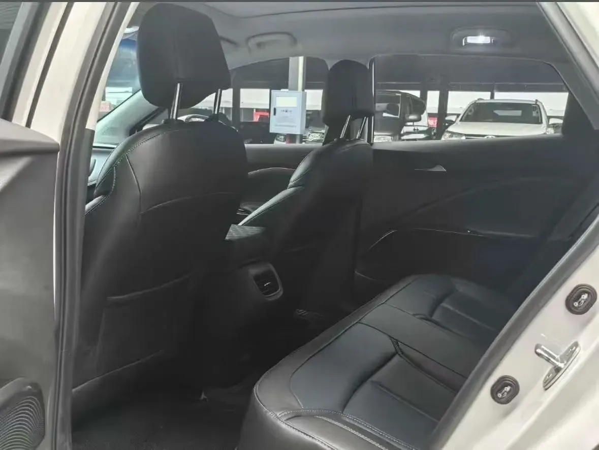 2023 Buick Velite 6 BEV 50.3KWH,autocango,china used car exporter,china ev exporter,chinese used car exporter,chinese used ev exporter