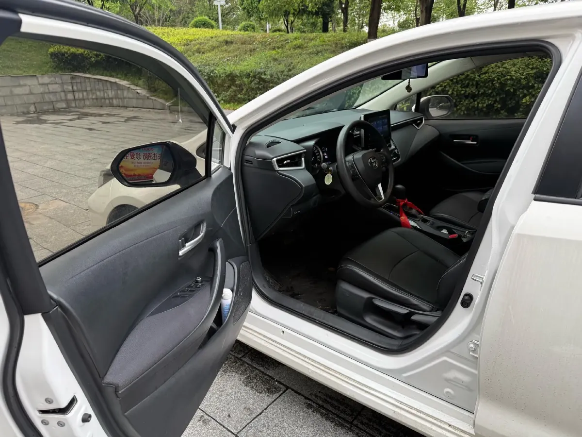 2021 Toyota Corolla 1.2T 116HP L4 CVT,autocango,china used car exporter,china ev exporter,chinese used car exporter,chinese used ev exporter