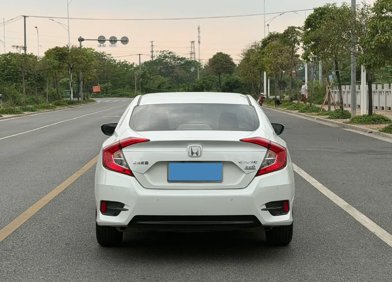 2019 Honda Civic 1.5T 177HP L4 CVT,autocango,china used car exporter,china ev exporter,chinese used car exporter,chinese used ev exporter