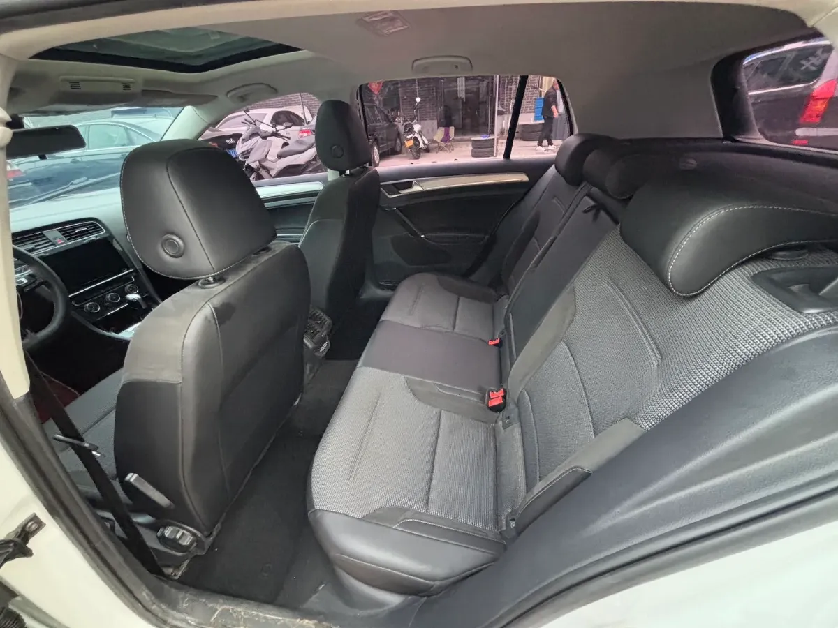 2020 Volkswagen Golf 1.4T 150HP L4 7DCT,autocango,china used car exporter,china ev exporter,chinese used car exporter,chinese used ev exporter