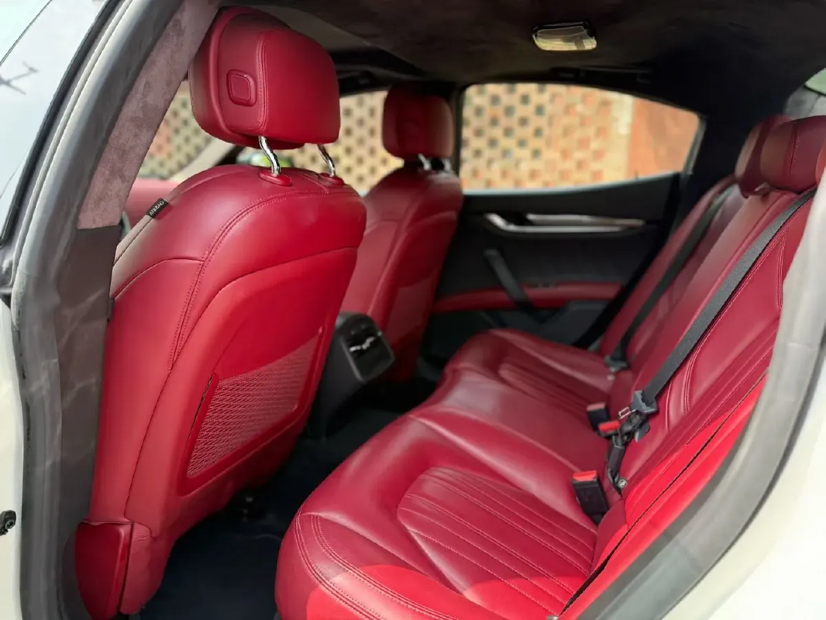 2019 Maserati Ghibli 3.0T 350HP V6 8AT,autocango,china used car exporter,china ev exporter,chinese used car exporter,chinese used ev exporter