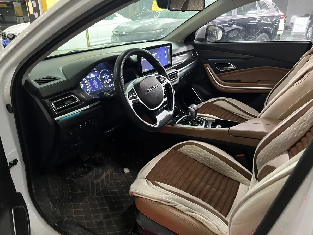 2019 BeiJing Auto U7 1.5T 150HP L4 CVT,autocango,china used car exporter,china ev exporter,chinese used car exporter,chinese used ev exporter