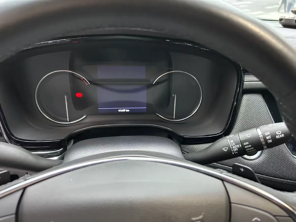 2021 Cadillac XT5 2.0T 237HP L4 9AT,autocango,china used car exporter,china ev exporter,chinese used car exporter,chinese used ev exporter