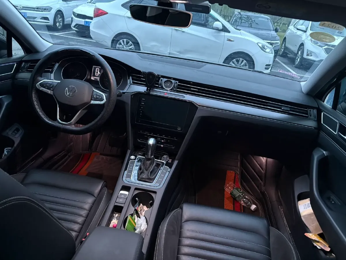 2020 Volkswagen Magotan 2.0T 186HP L4 7DCT,autocango,china used car exporter,china ev exporter,chinese used car exporter,chinese used ev exporter