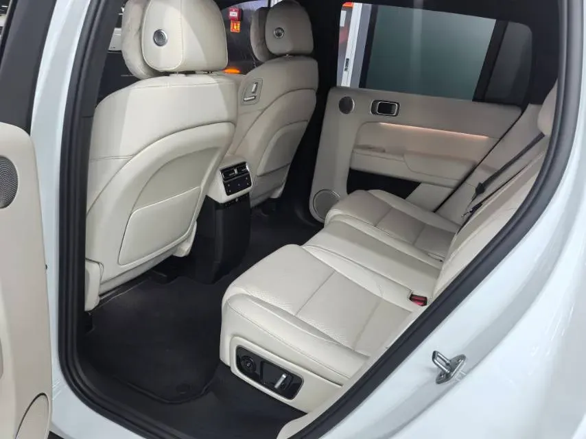 2025 Li L7 Range Extended 154HP REEV,autocango,china used car exporter,china ev exporter,chinese used car exporter,chinese used ev exporter