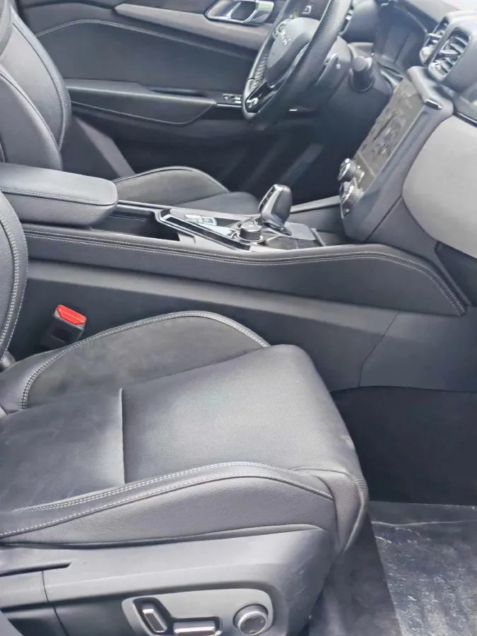 2021 LYNK&CO 03 2.0T 190HP L4 6AT,autocango,china used car exporter,china ev exporter,chinese used car exporter,chinese used ev exporter