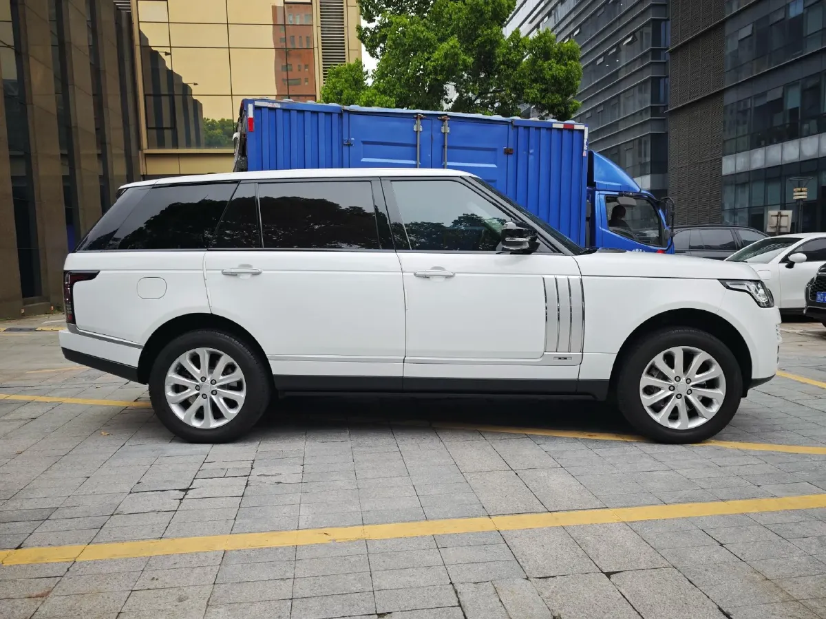 2017 Land Rover Range Rover 3.0T 381HP V6 8AT,autocango,china used car exporter,china ev exporter,chinese used car exporter,chinese used ev exporter