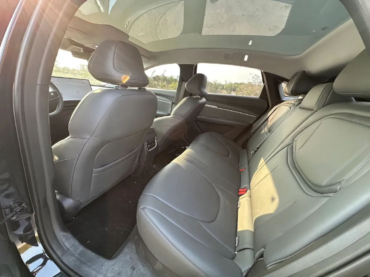 2024 Xpeng MONA M03 BEV 51.8KWH,autocango,china used car exporter,china ev exporter,chinese used car exporter,chinese used ev exporter