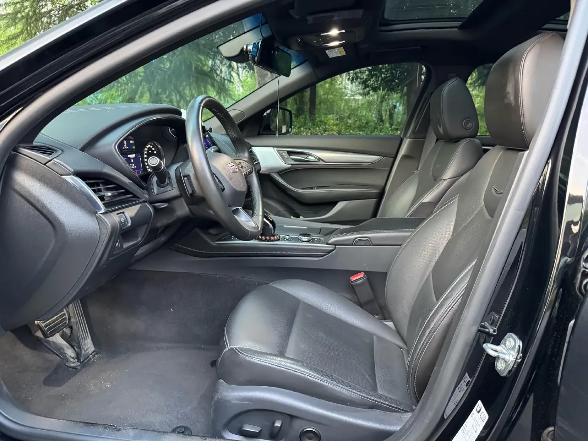 2022 Cadillac CT5 2.0T 237HP L4 10AT,autocango,china used car exporter,china ev exporter,chinese used car exporter,chinese used ev exporter