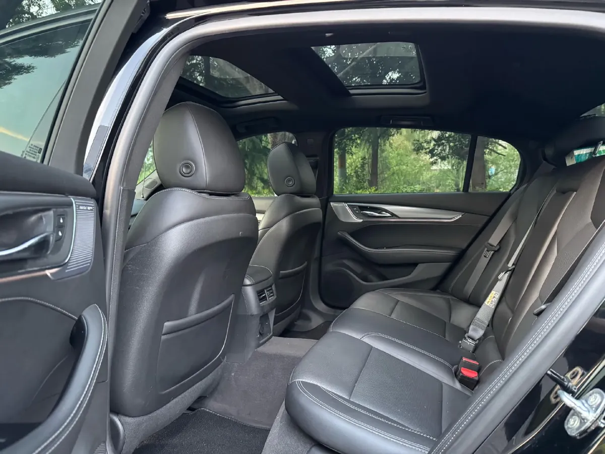 2022 Cadillac CT5 2.0T 237HP L4 10AT,autocango,china used car exporter,china ev exporter,chinese used car exporter,chinese used ev exporter