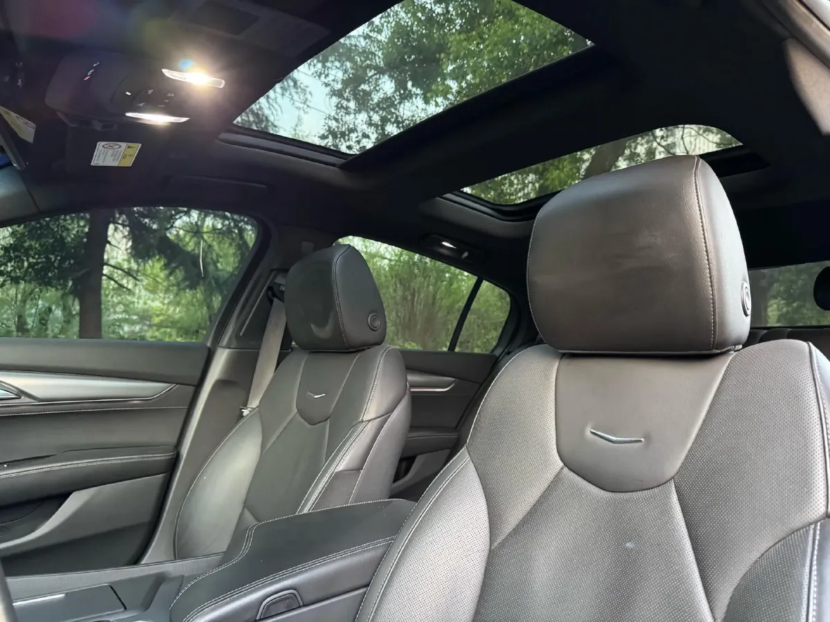 2022 Cadillac CT5 2.0T 237HP L4 10AT,autocango,china used car exporter,china ev exporter,chinese used car exporter,chinese used ev exporter