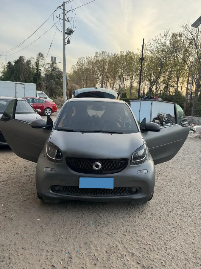 2018 Smart smart forfour 0.9T 90HP L3 6DCT,autocango,china used car exporter,china ev exporter,chinese used car exporter,chinese used ev exporter