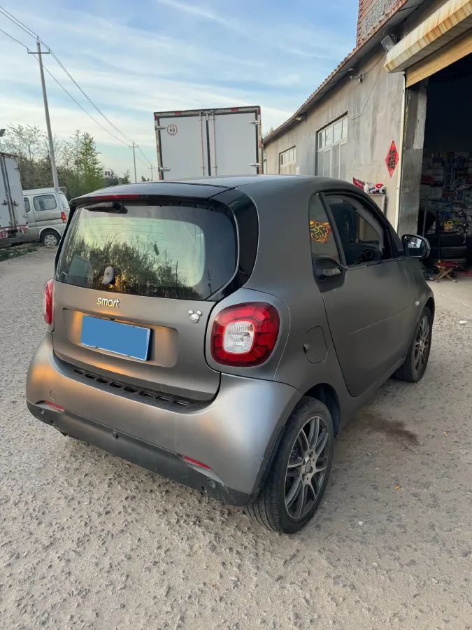 2018 Smart smart forfour 0.9T 90HP L3 6DCT,autocango,china used car exporter,china ev exporter,chinese used car exporter,chinese used ev exporter