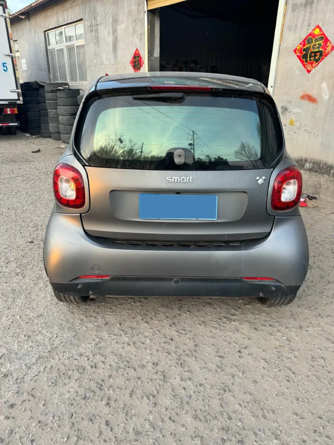 2018 Smart smart forfour 0.9T 90HP L3 6DCT,autocango,china used car exporter,china ev exporter,chinese used car exporter,chinese used ev exporter