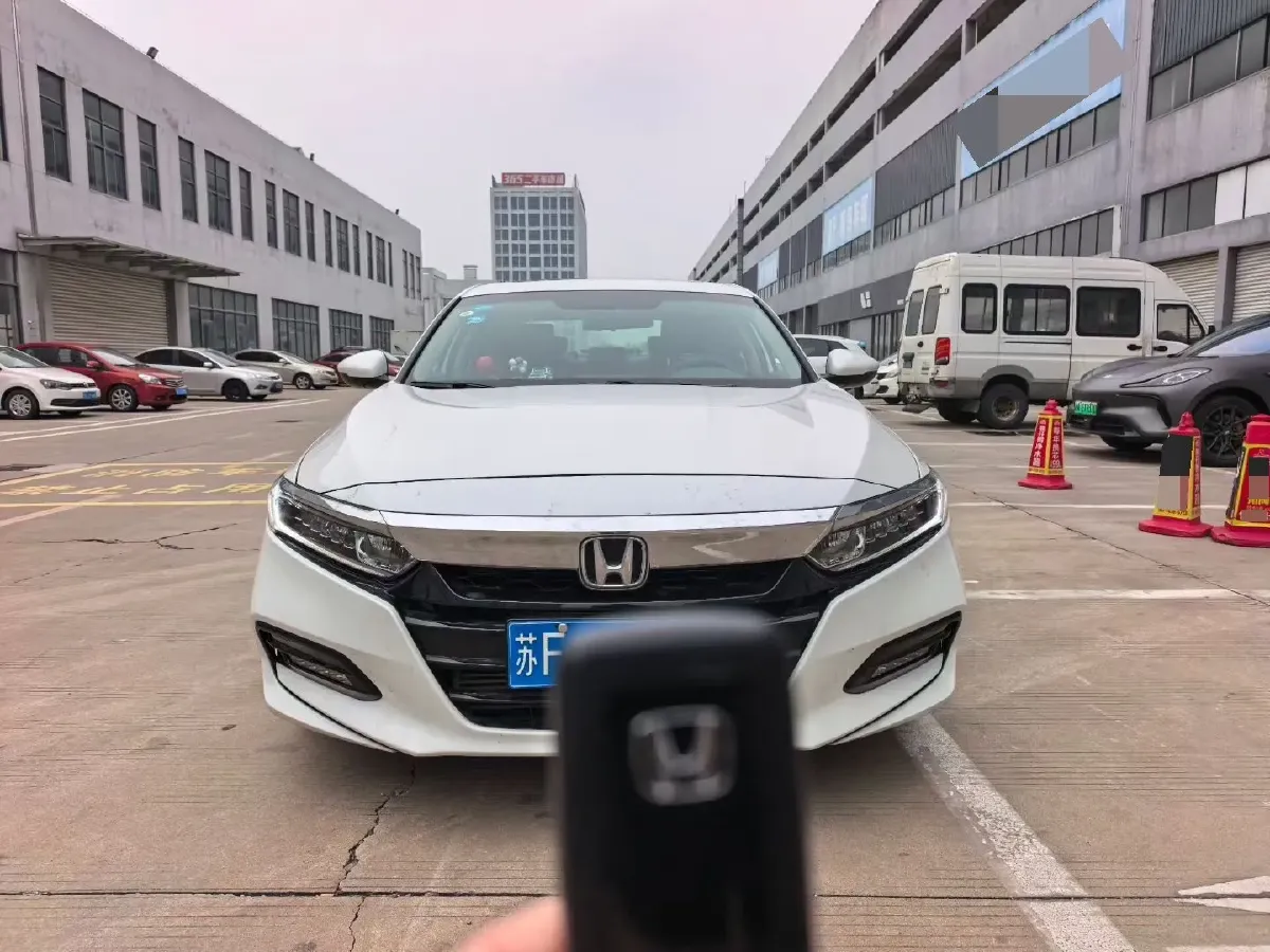 2018 Honda Accord 1.5T 194HP L4 CVT,autocango,china used car exporter,china ev exporter,chinese used car exporter,chinese used ev exporter