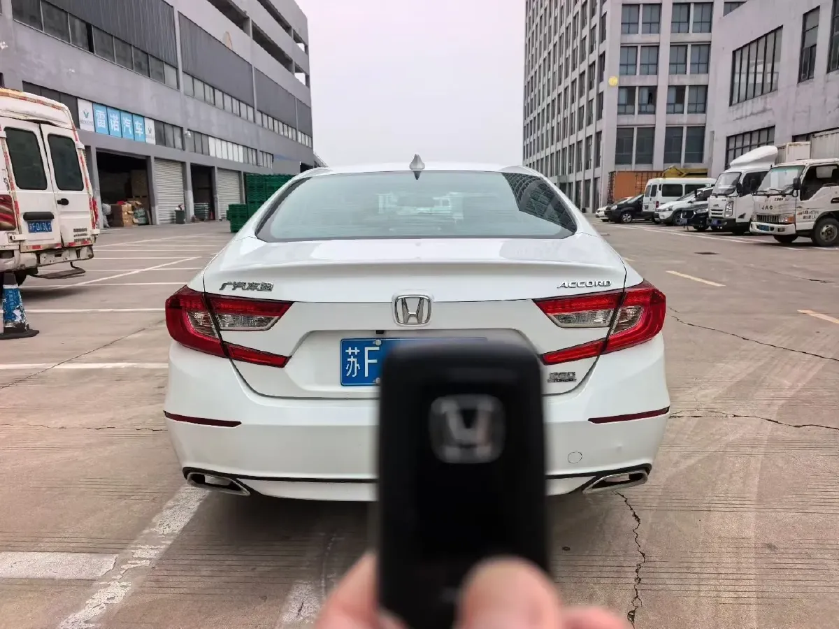 2018 Honda Accord 1.5T 194HP L4 CVT,autocango,china used car exporter,china ev exporter,chinese used car exporter,chinese used ev exporter