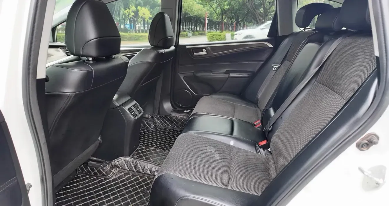 2020 Honda Jade 1.8L 141HP L4 5AT,autocango,china used car exporter,china ev exporter,chinese used car exporter,chinese used ev exporter