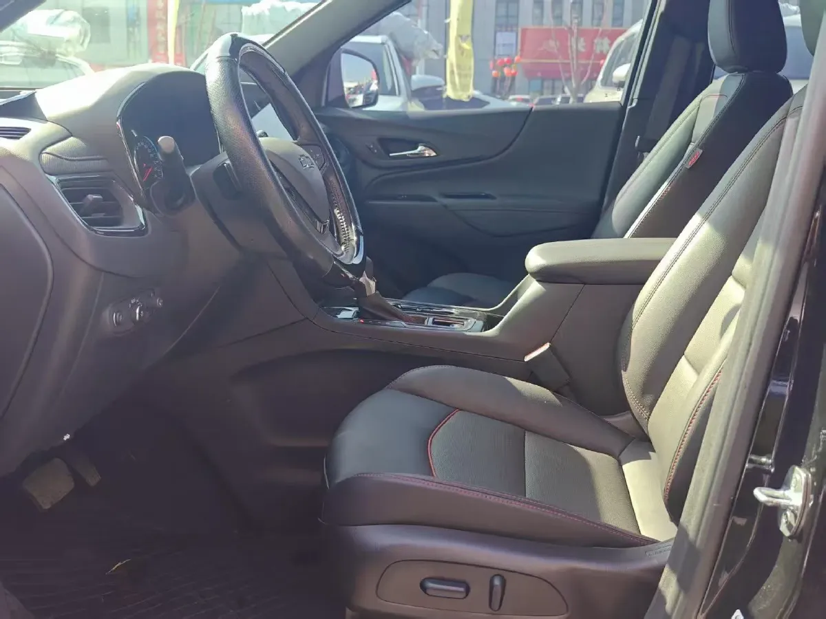 2023 Chevrolet Equinox 2.0T 237HP L4 9AT,autocango,china used car exporter,china ev exporter,chinese used car exporter,chinese used ev exporter