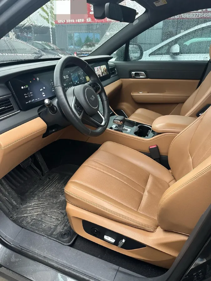 2020 Li ONE Range Extended 131HP REEV 40.5KWH,autocango,china used car exporter,china ev exporter,chinese used car exporter,chinese used ev exporter