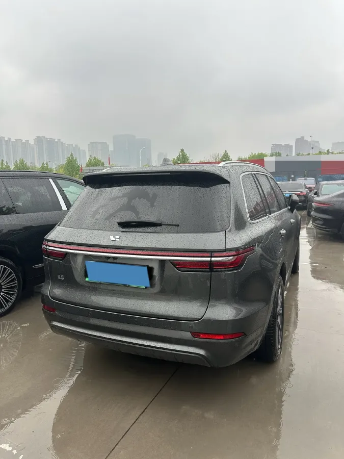 2020 Li ONE Range Extended 131HP REEV 40.5KWH,autocango,china used car exporter,china ev exporter,chinese used car exporter,chinese used ev exporter