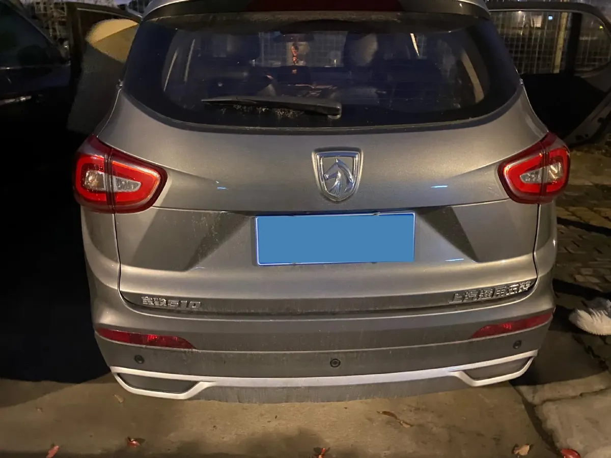 2017 BaoJun 510 1.5L 112HP L4 6MT,autocango,china used car exporter,china ev exporter,chinese used car exporter,chinese used ev exporter