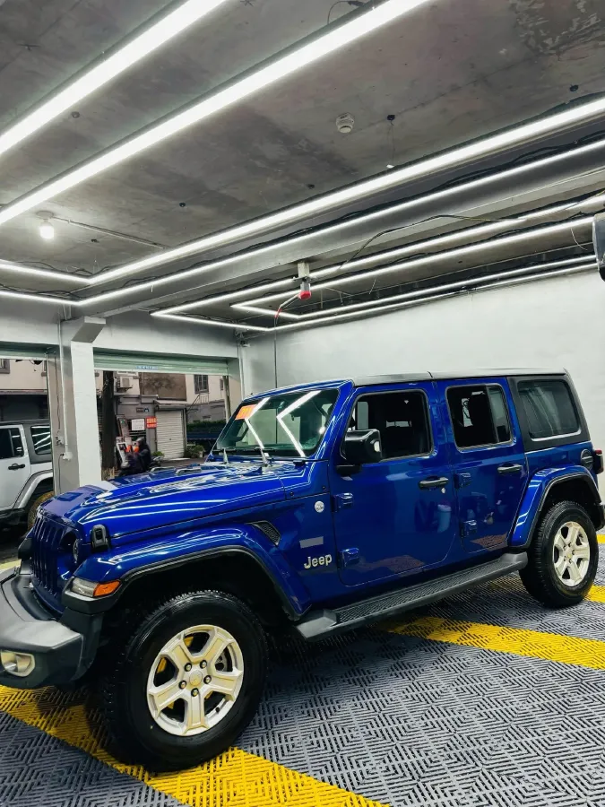 2019 Jeep Wrangler 2.0T 266HP L4 8AT,autocango,china used car exporter,china ev exporter,chinese used car exporter,chinese used ev exporter