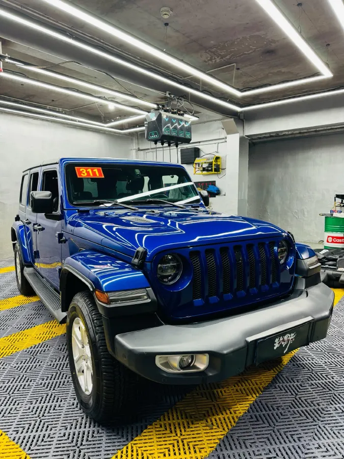 2019 Jeep Wrangler 2.0T 266HP L4 8AT,autocango,china used car exporter,china ev exporter,chinese used car exporter,chinese used ev exporter