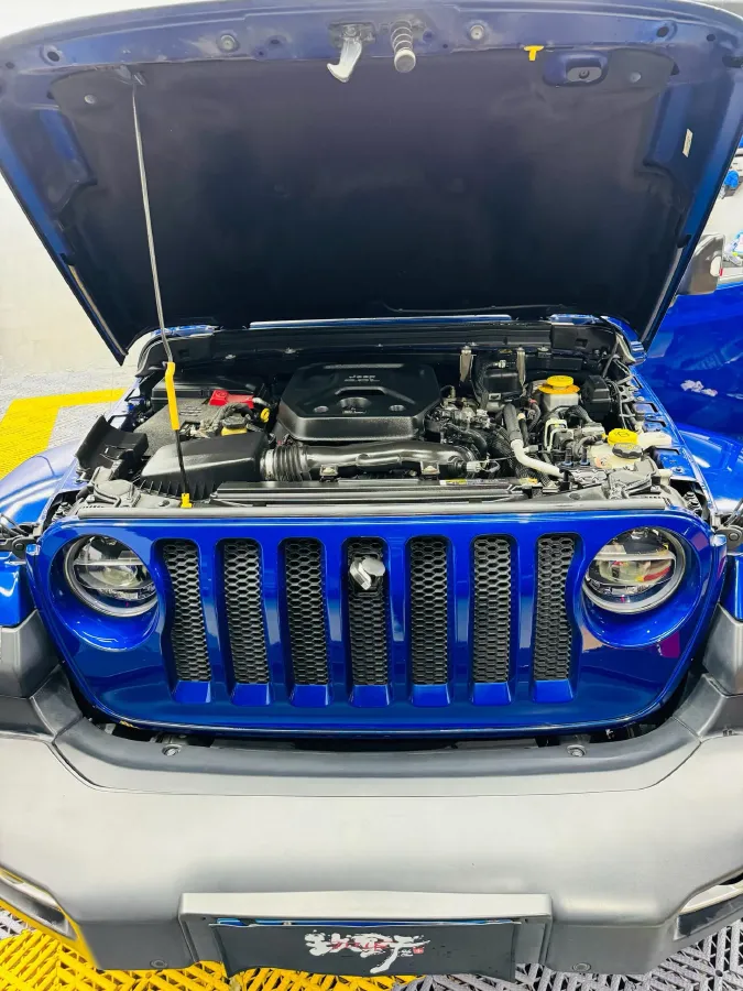 2019 Jeep Wrangler 2.0T 266HP L4 8AT,autocango,china used car exporter,china ev exporter,chinese used car exporter,chinese used ev exporter
