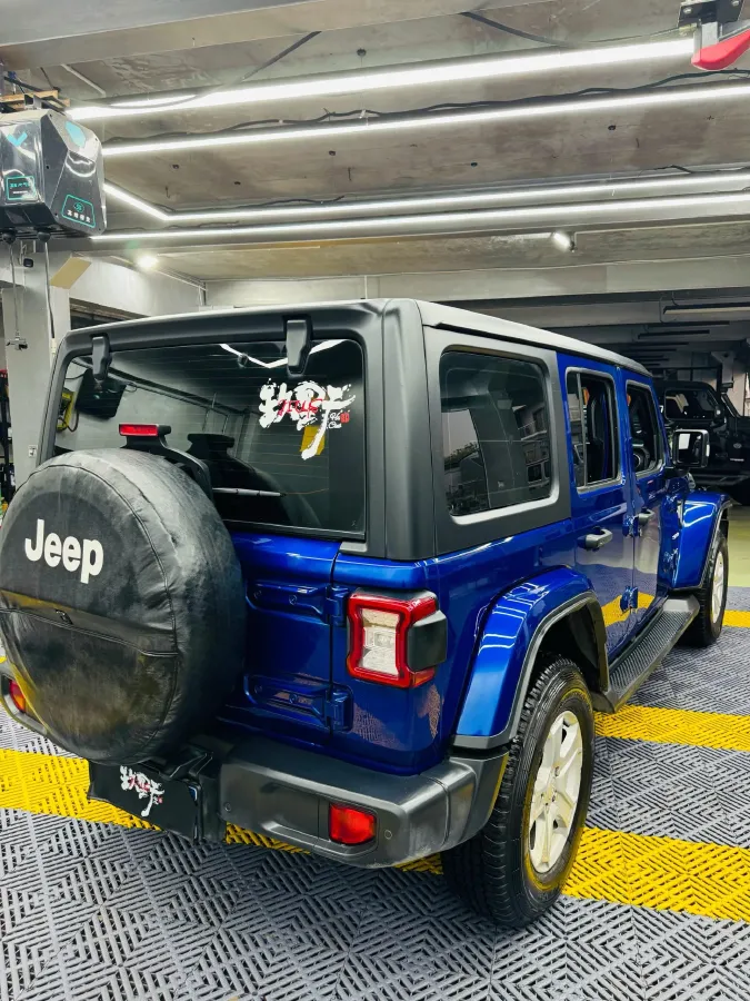 2019 Jeep Wrangler 2.0T 266HP L4 8AT,autocango,china used car exporter,china ev exporter,chinese used car exporter,chinese used ev exporter