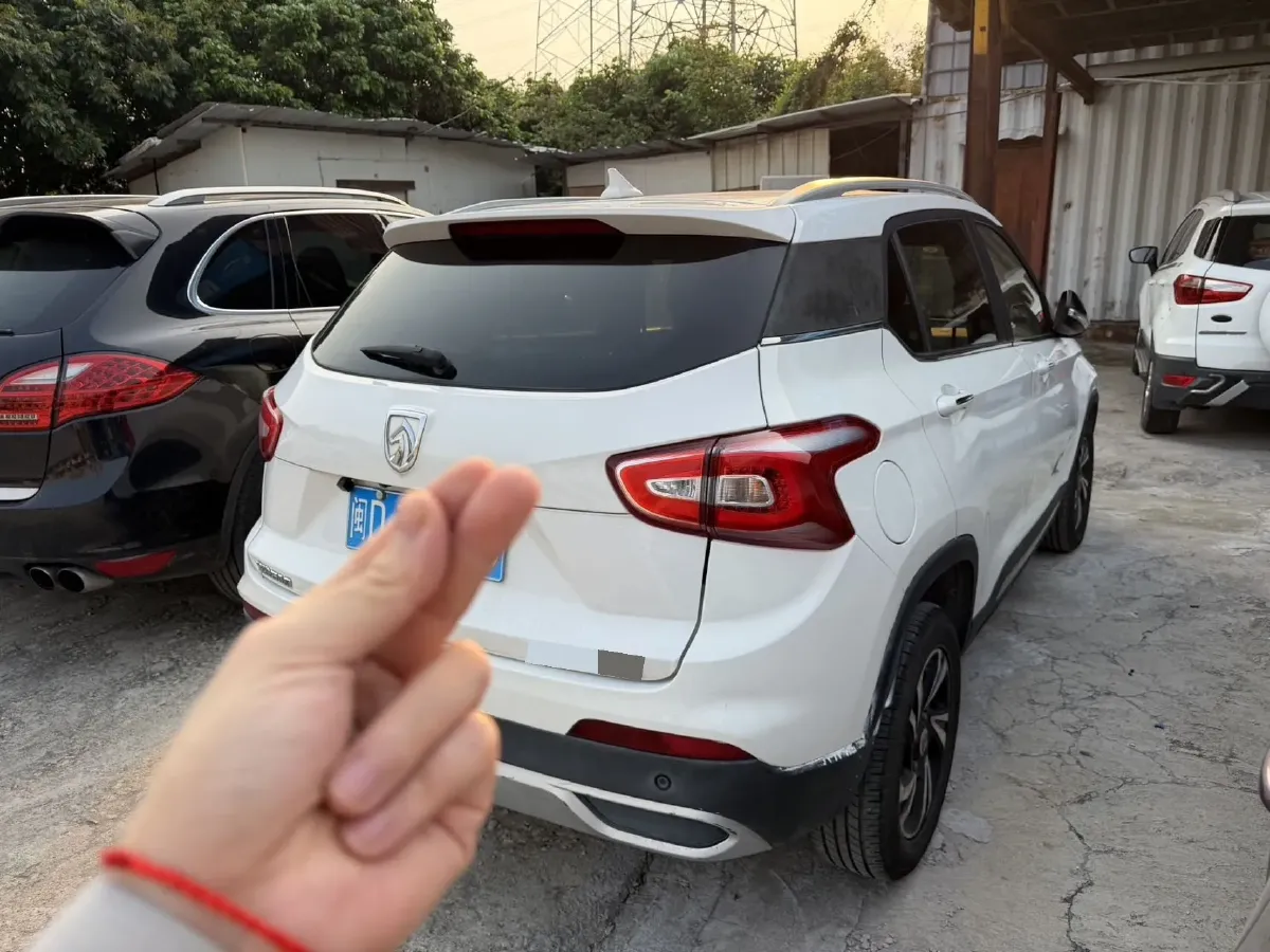 2017 BaoJun 510 1.5L 112HP L4 6MT,autocango,china used car exporter,china ev exporter,chinese used car exporter,chinese used ev exporter