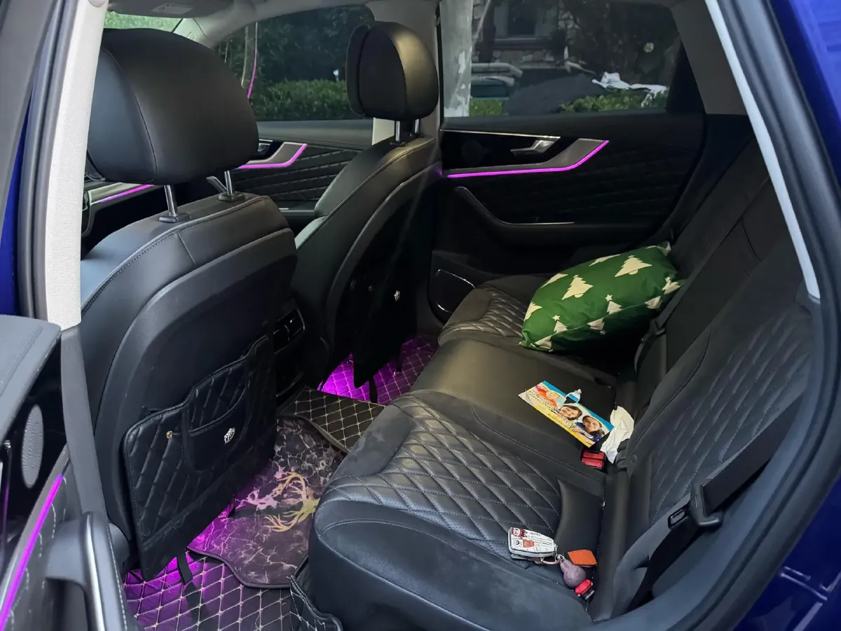 2019 HongQi HS5 2.0T 224HP L4 6AT,autocango,china used car exporter,china ev exporter,chinese used car exporter,chinese used ev exporter